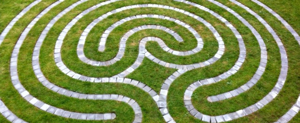 what is a labyrinth